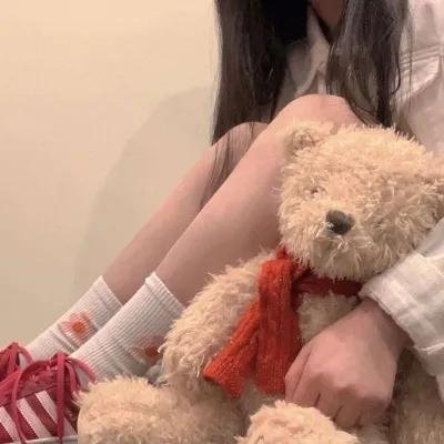 橘衫男子